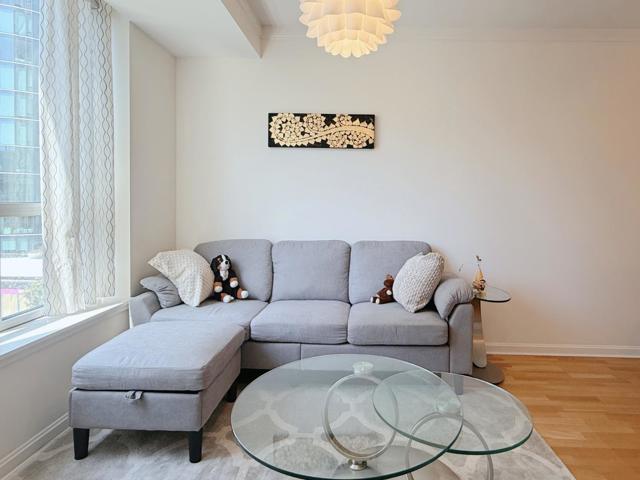 400 Beale Street, San Francisco CA: https://media.crmls.org/mediaz/db4398c8-5c4b-4c08-b26f-36ab7b041520.jpg