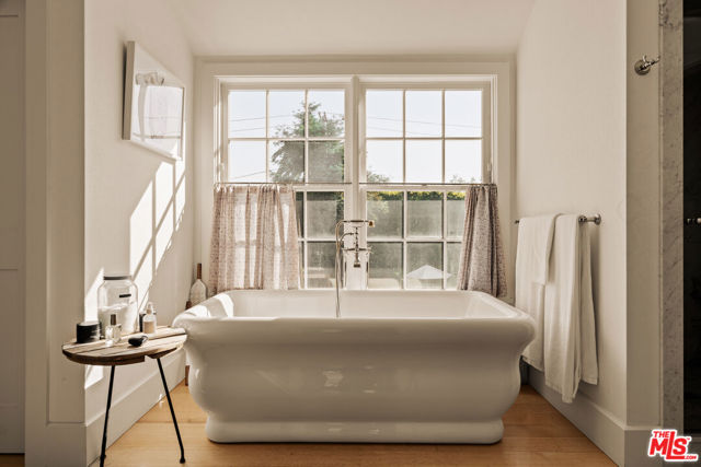 Drew Fenton | 589 Moreno Avenue Los Angeles CA | MLS: 7535475