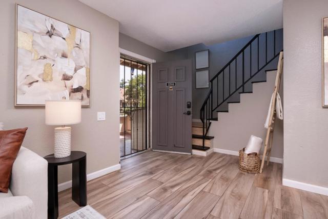 32864 Arbor Vine Drive, Union City CA: https://media.crmls.org/mediaz/db43d3f2-f5d9-4555-bd58-38699fe60c46.jpg