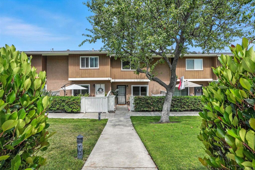 712 Buena Tierra Way #176