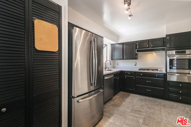 4437 Calhoun Avenue photo 8