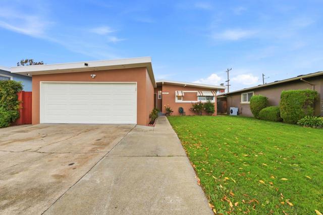 2827 Hosmer Street, San Mateo CA: https://media.crmls.org/mediaz/db4530b4-83cf-40ff-b1ab-676defb833f7.jpg