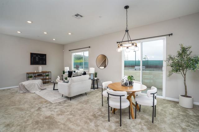 2078 Bluestone Cir, Chula Vista CA: https://media.crmls.org/mediaz/db458494-31b4-407e-8363-47ca5c0e5124.jpg