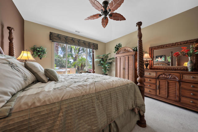 81083 Avenida Tres Lagunas, Indio CA: https://media.crmls.org/mediaz/db47690b-52aa-49b8-9c29-d3685788ba32.jpg