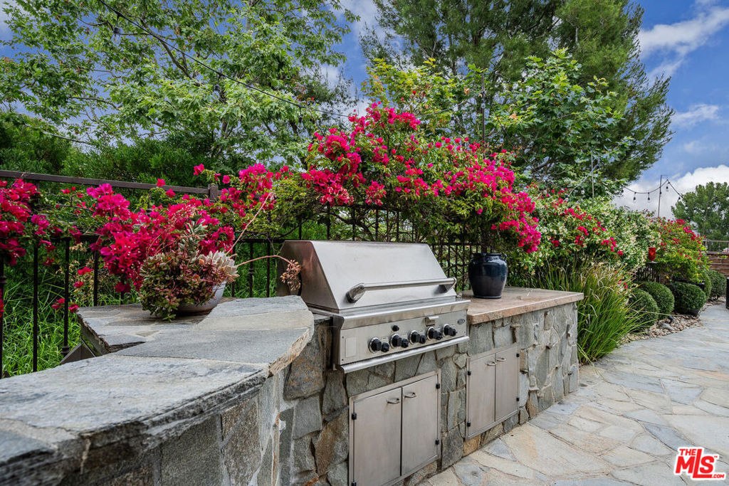 MLS #25616909 image #38