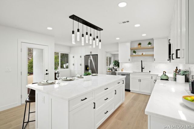 13764 Jamul DR, Jamul CA: https://media.crmls.org/mediaz/db4abf0e-6888-485d-b477-50f8136ace2b.jpg