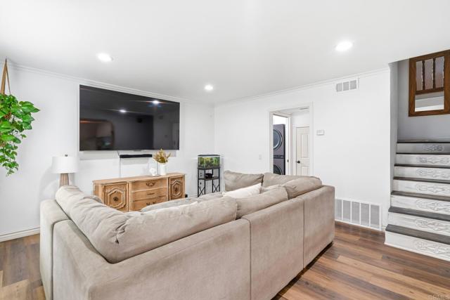 Detail Gallery Image 11 of 28 For 1560 Monterey Pine Dr #B,  San Ysidro,  CA 92173 - 3 Beds | 1/1 Baths