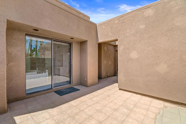 73259 Boxthorn Lane, Palm Desert CA: https://media.crmls.org/mediaz/db4b9ccd-21e6-4abe-8e9f-4771485ddb43.jpg