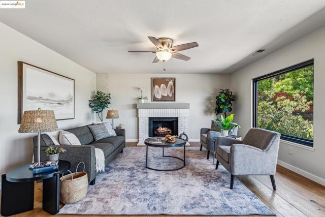 3684 May Rd, Richmond CA: https://media.crmls.org/mediaz/db4bb0b3-88cf-48de-8384-996e4b157645.jpg