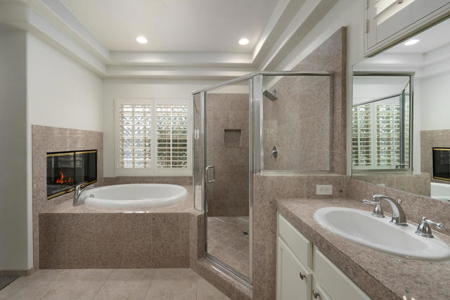 112 Clearwater Way, Rancho Mirage, CA 92270