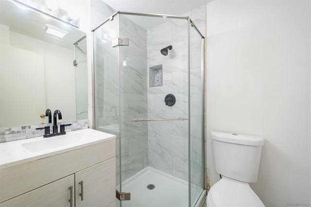 4847 Parks Ave, La Mesa CA: https://media.crmls.org/mediaz/db4c80d1-2e68-4d99-8cf5-cd9fb799544c.jpg