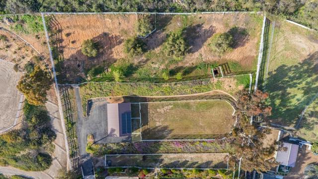 7102 Via Mariposa Norte, Bonsall CA: https://media.crmls.org/mediaz/db4d5f2b-a061-402c-9dba-67fa7325f917.jpg
