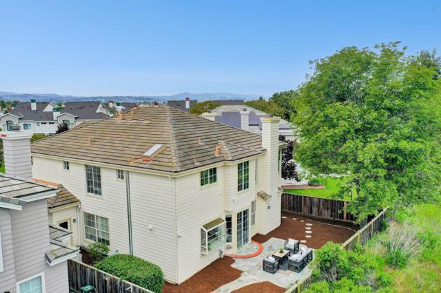 998 Governors Bay Drive, Redwood City CA: https://media.crmls.org/mediaz/db4e279d-cc36-40ca-b01a-ea59c4fbf095.jpg