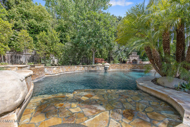 758 Camino Dos Rios, Thousand Oaks CA: https://media.crmls.org/mediaz/db4e4fe0-b1ae-4915-a9c1-766b64e386ed.jpg