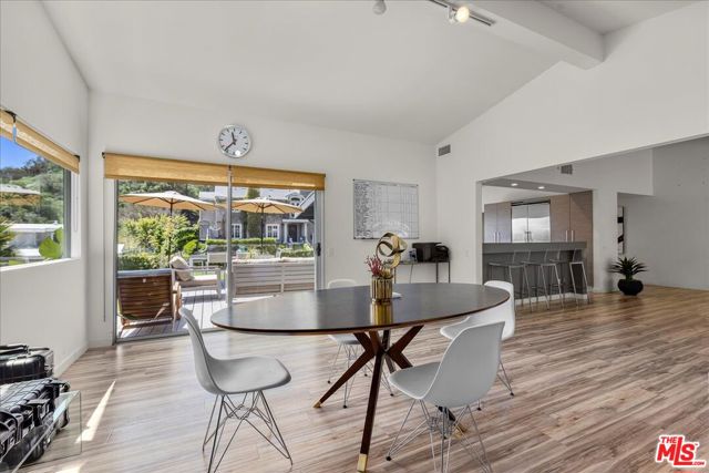 Drew Fenton | 16633 Bienveneda Place Pacific Palisades CA | MLS: 7170214