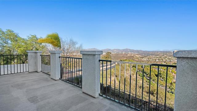 Image 17 of 32 For 11393 Vista Elevada