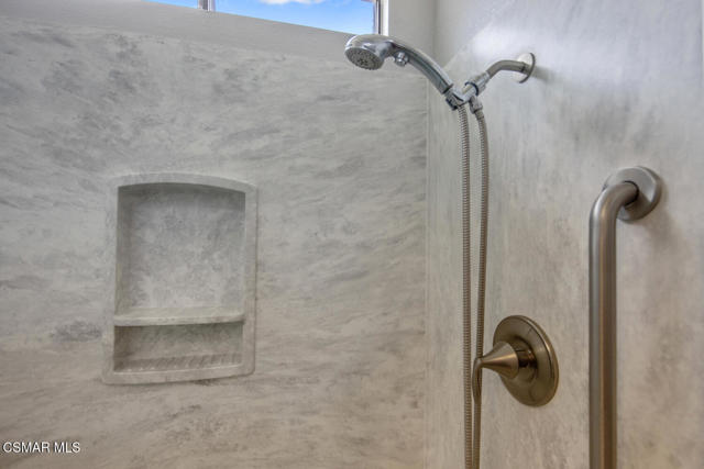 31310 Village 31, Camarillo CA: https://media.crmls.org/mediaz/db4ff436-c7f6-464b-b7f9-287391e61172.jpg