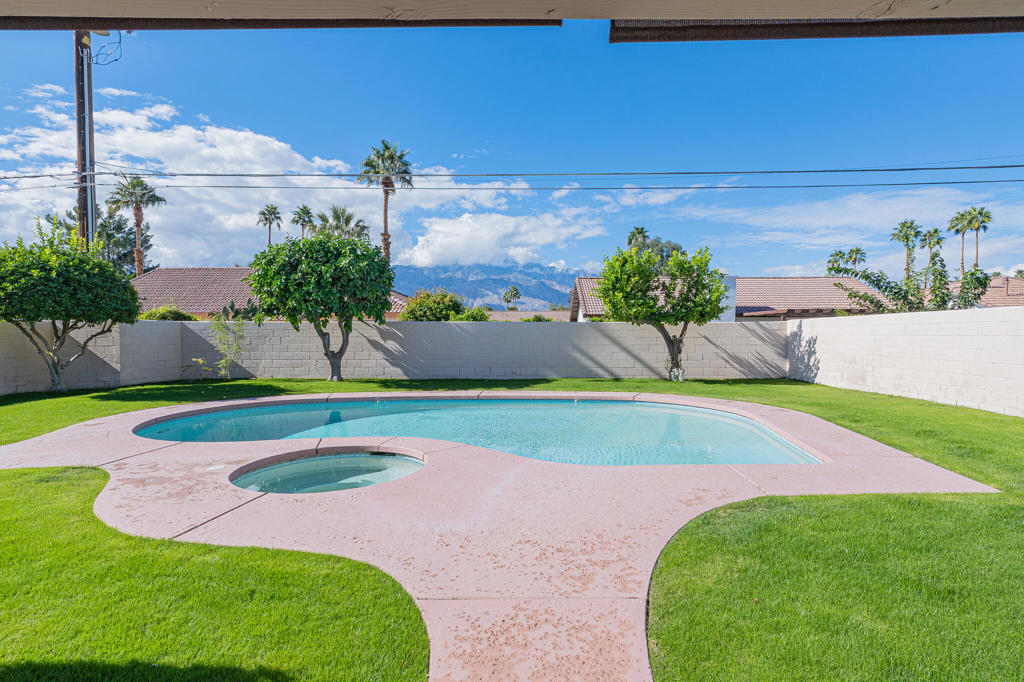 MLS #219139203DA image #1