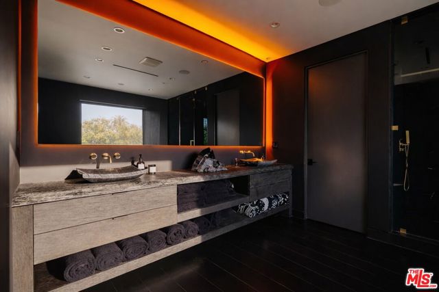 Image 14 of 28 For 537 Alta Vista Boulevard