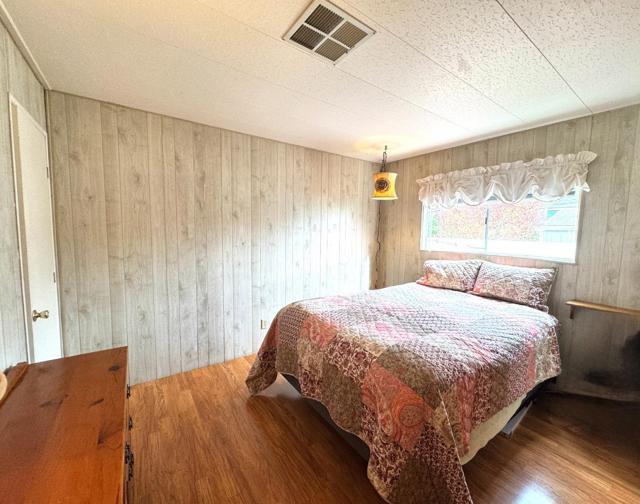 14 Driftwood Trail, Half Moon Bay CA: https://media.crmls.org/mediaz/db50c3d4-66eb-45a3-8e60-f2bcc3367b65.jpg