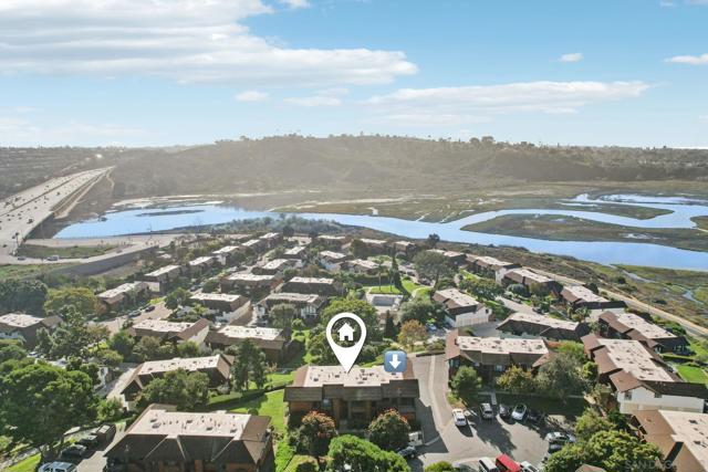 2422 Caminito Ocean Cv, Cardiff by the Sea CA: https://media.crmls.org/mediaz/db512fd3-500e-493f-b225-51b9ed0da109.jpg