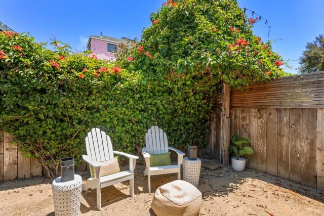 260 Walk Circle, Santa Cruz CA: https://media.crmls.org/mediaz/db51dccb-bef0-4bf3-b4cb-83f94cbcff6f.jpg