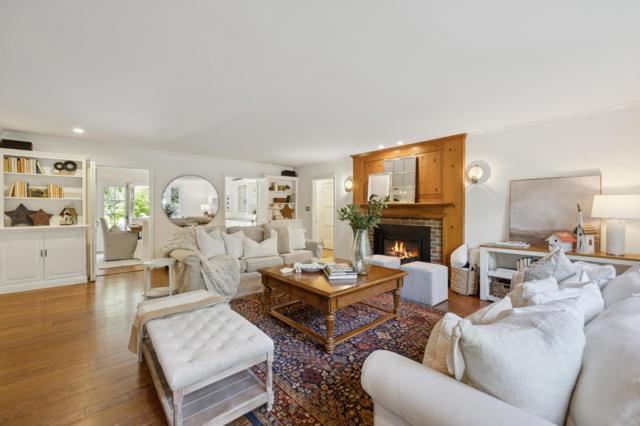 807 Crystal Springs Road, Hillsborough CA: https://media.crmls.org/mediaz/db5329a5-09a0-4ec1-a81e-7ce00c535860.jpg