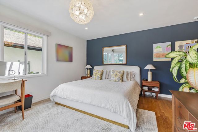 2316 Laurelmont Place, Los Angeles CA: https://media.crmls.org/mediaz/db535c50-25ae-46c8-b4ee-08b0883538bf.jpg