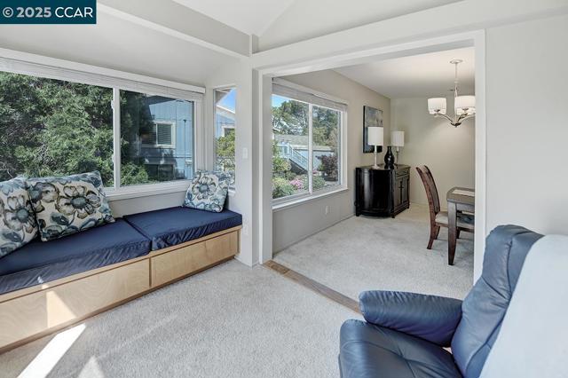 2638 Saklan Indian Dr, Walnut Creek CA: https://media.crmls.org/mediaz/db536233-9672-430d-b78d-1b50b262f355.jpg