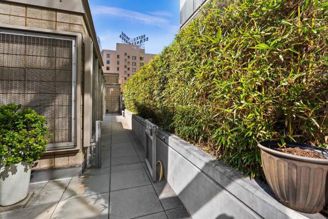 38 N Almaden Boulevard, San Jose CA: https://media.crmls.org/mediaz/db54024e-564d-4202-9a33-6e7a1d32b3d6.jpg