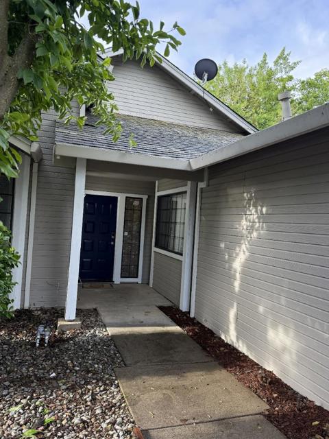 Image 2 of 38 For 1870 Azurite Way