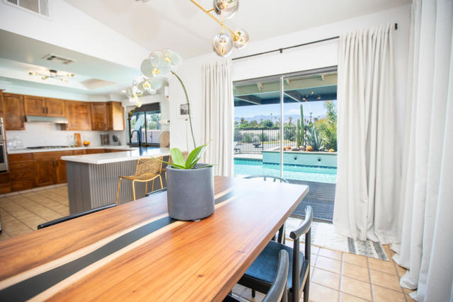 43725 Texas Avenue, Palm Desert CA: https://media.crmls.org/mediaz/db54f637-8af9-470b-8934-9c98e05f4be2.jpg