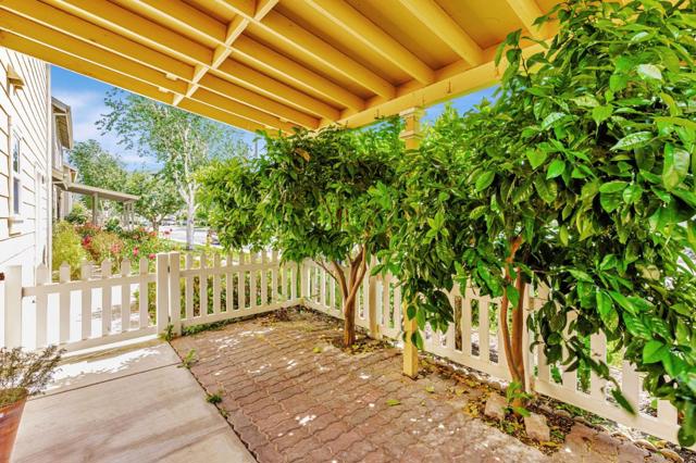 1554 Rosette Way, Gilroy CA: https://media.crmls.org/mediaz/db55607a-8b83-47e9-b684-eae9d67f4b70.jpg