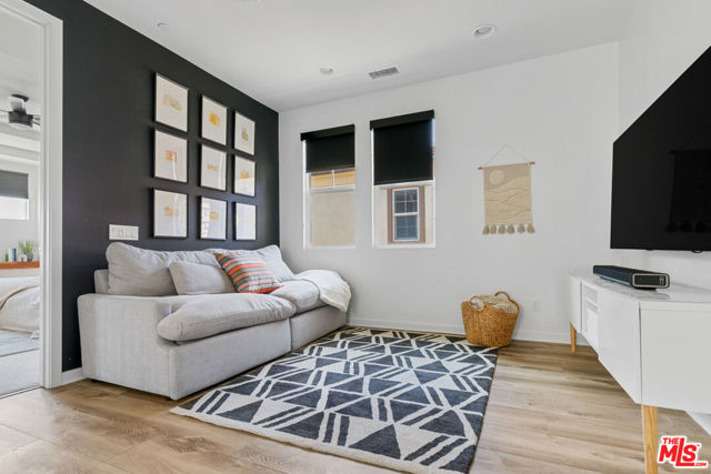 50 Fosco Street, Rancho Mission Viejo CA: https://media.crmls.org/mediaz/db579e71-c8ec-4f74-837a-adc09e49af4e.jpg