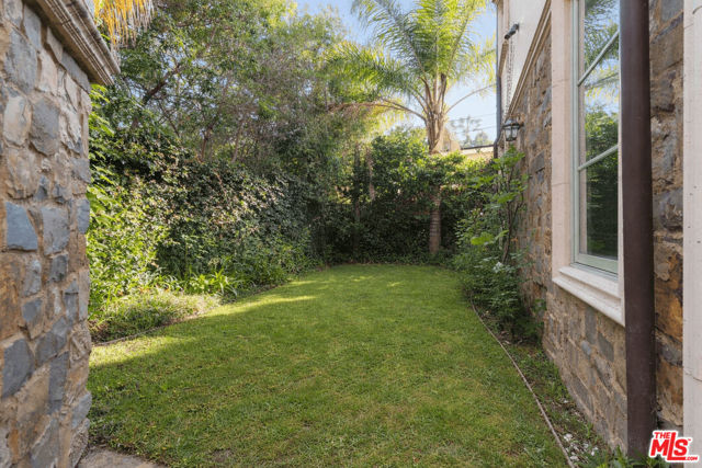 Image 34 of 38 For 919 Gretna Green Way