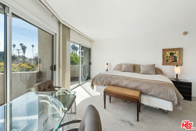 Drew Fenton | 836 S Bundy Drive Los Angeles CA | MLS: 7113379