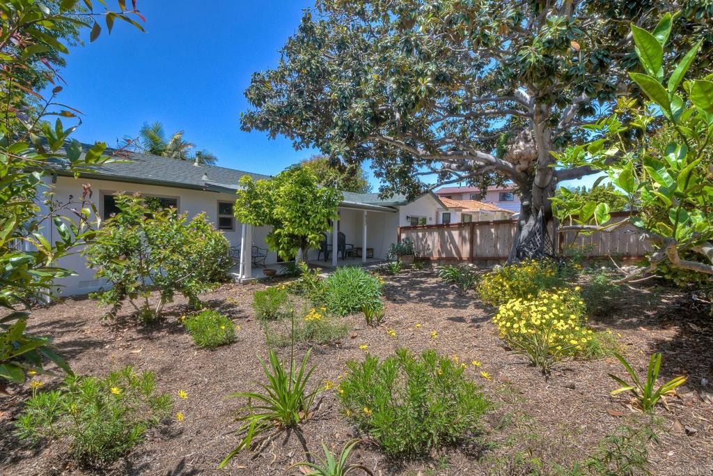 932 Stratford Drive - photo 4