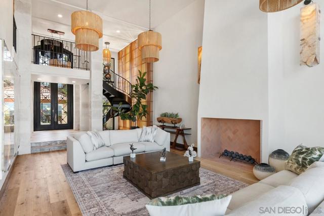 6675 Caminito Lindrick, La Jolla CA: https://media.crmls.org/mediaz/db5a7642-4c80-4f55-8ebd-336cde06a5f2.jpg
