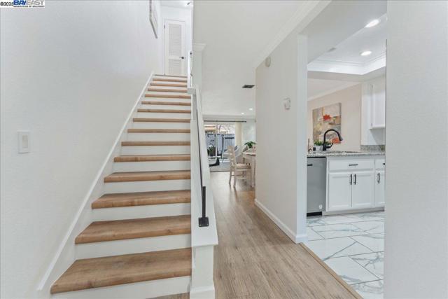 968 Huntington Terrace, Fremont CA: https://media.crmls.org/mediaz/db5b101f-35b8-4959-925f-c9a46d7a0417.jpg
