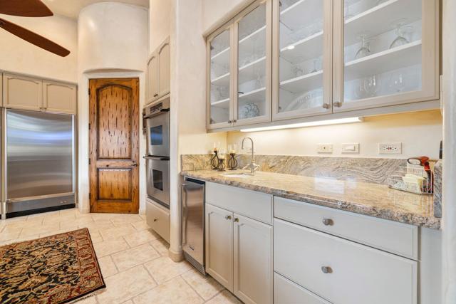 49240 Jfk Trail, Palm Desert CA: https://media.crmls.org/mediaz/db5d85aa-65c5-4057-a88d-a40d3dd4b910.jpg