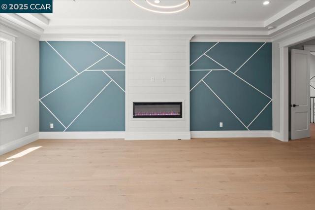 74 Middlefield Rd, Atherton CA: https://media.crmls.org/mediaz/db5df2f6-1213-4999-898b-64a2b390e809.jpg