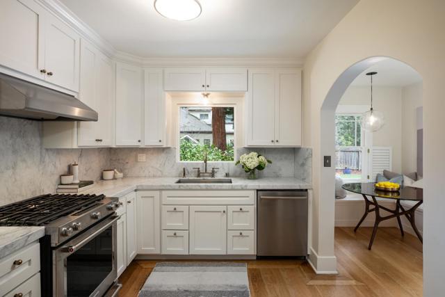 262 Oconnor Street, Menlo Park CA: https://media.crmls.org/mediaz/db5e062f-e4af-44ef-af99-2006fade5139.jpg