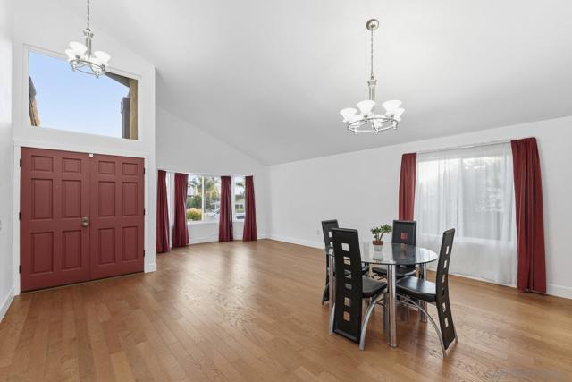 10985 Sunny Meadow St, San Diego CA: https://media.crmls.org/mediaz/db5e3f4a-a089-48be-bcaa-764ec5862a4b.jpg