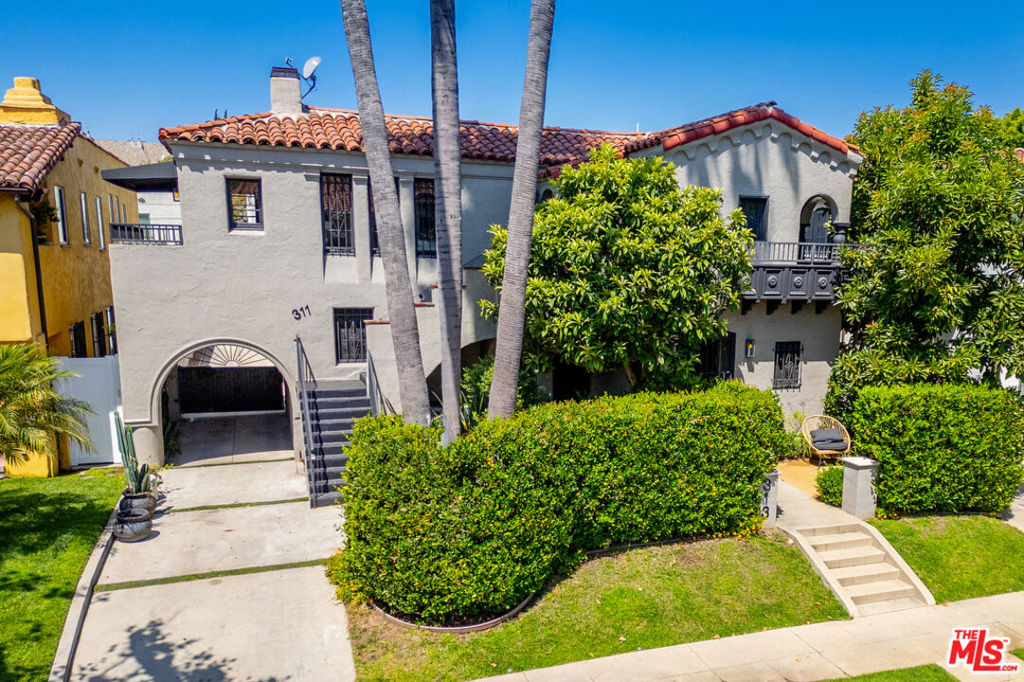 311 N MANSFIELD Avenue #U