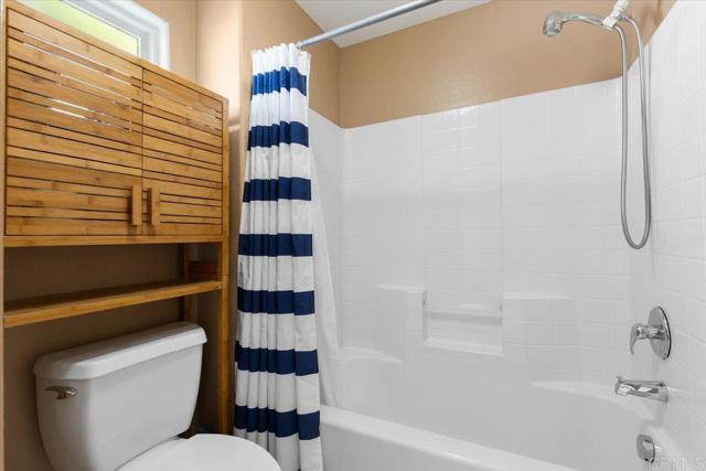 Detail Gallery Image 3 of 51 For 2723 Lake Pointe Dr #231,  Spring Valley,  CA 91977 - 2 Beds | 2 Baths