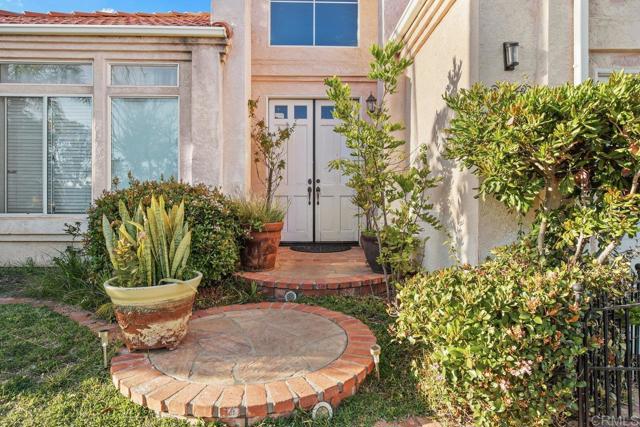 Detail Gallery Image 3 of 32 For 279 C Street, Chula Vista,  CA 91910 - 4 Beds | 3 Baths