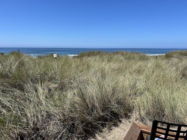 101 Shell Drive, La Selva Beach CA: https://media.crmls.org/mediaz/db60cf61-47a9-43f9-ab1a-91fe7fda6e35.jpg