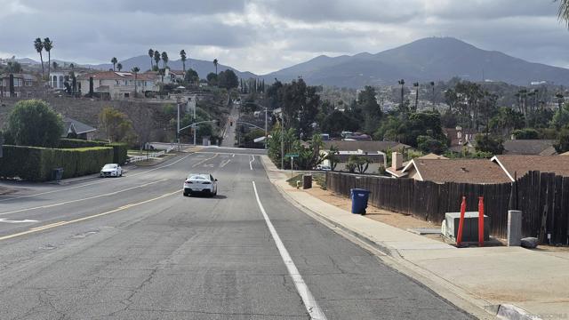 1780 Jaime Lynn Ln., El Cajon, California 92019, 5 Bedrooms Bedrooms, ,3 BathroomsBathrooms,Single Family Residence,For Sale,Jaime Lynn Ln.,250018664SD