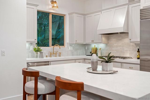 Image 8 of 45 For 674 Caylpso Pl