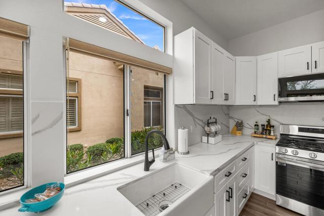 78420 Willowrich Drive, Palm Desert CA: https://media.crmls.org/mediaz/db620677-dd2b-4b17-a83e-df0bbca11ed2.jpg
